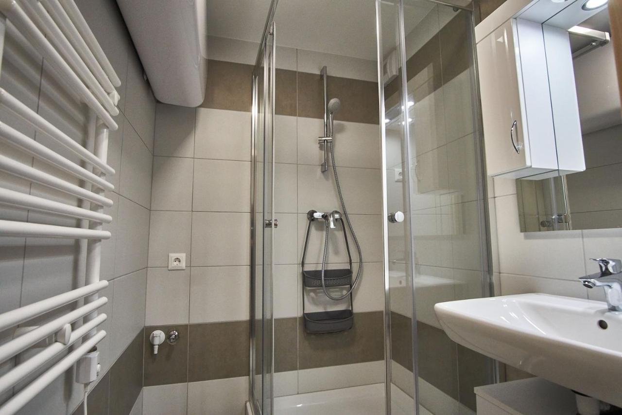 Cadet Apartments - Hostaid Siofok Dış mekan fotoğraf